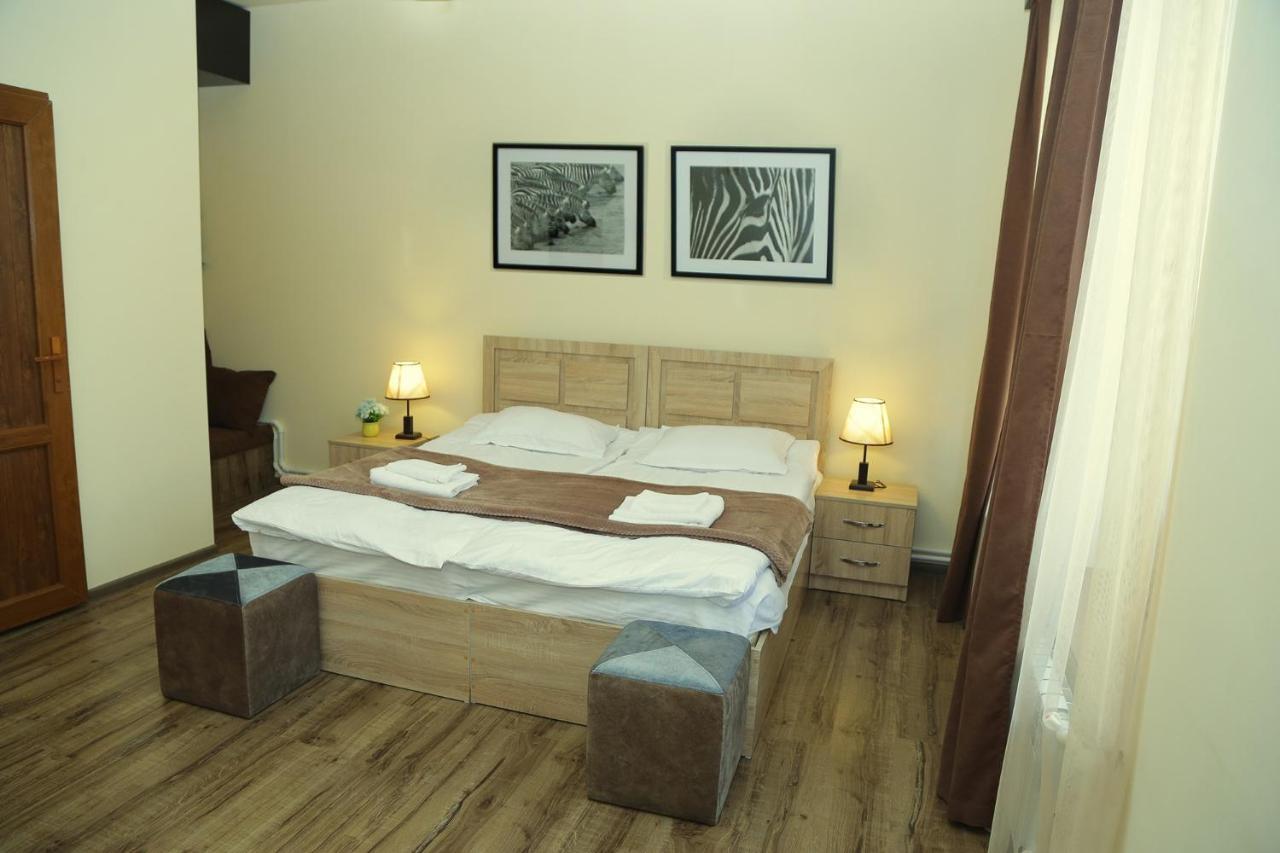 Guest House Margaryan Jerevan Exteriör bild