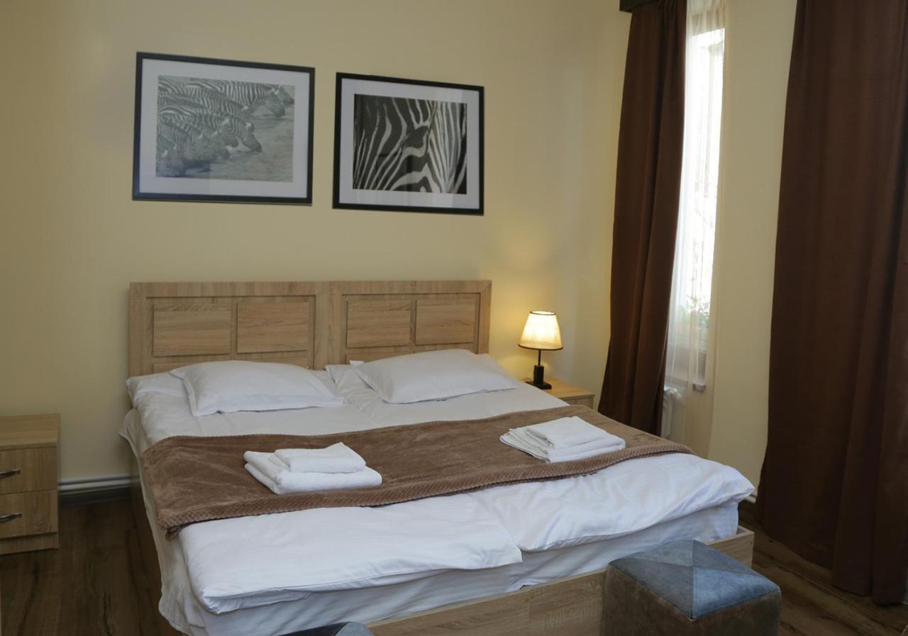 Guest House Margaryan Jerevan Exteriör bild